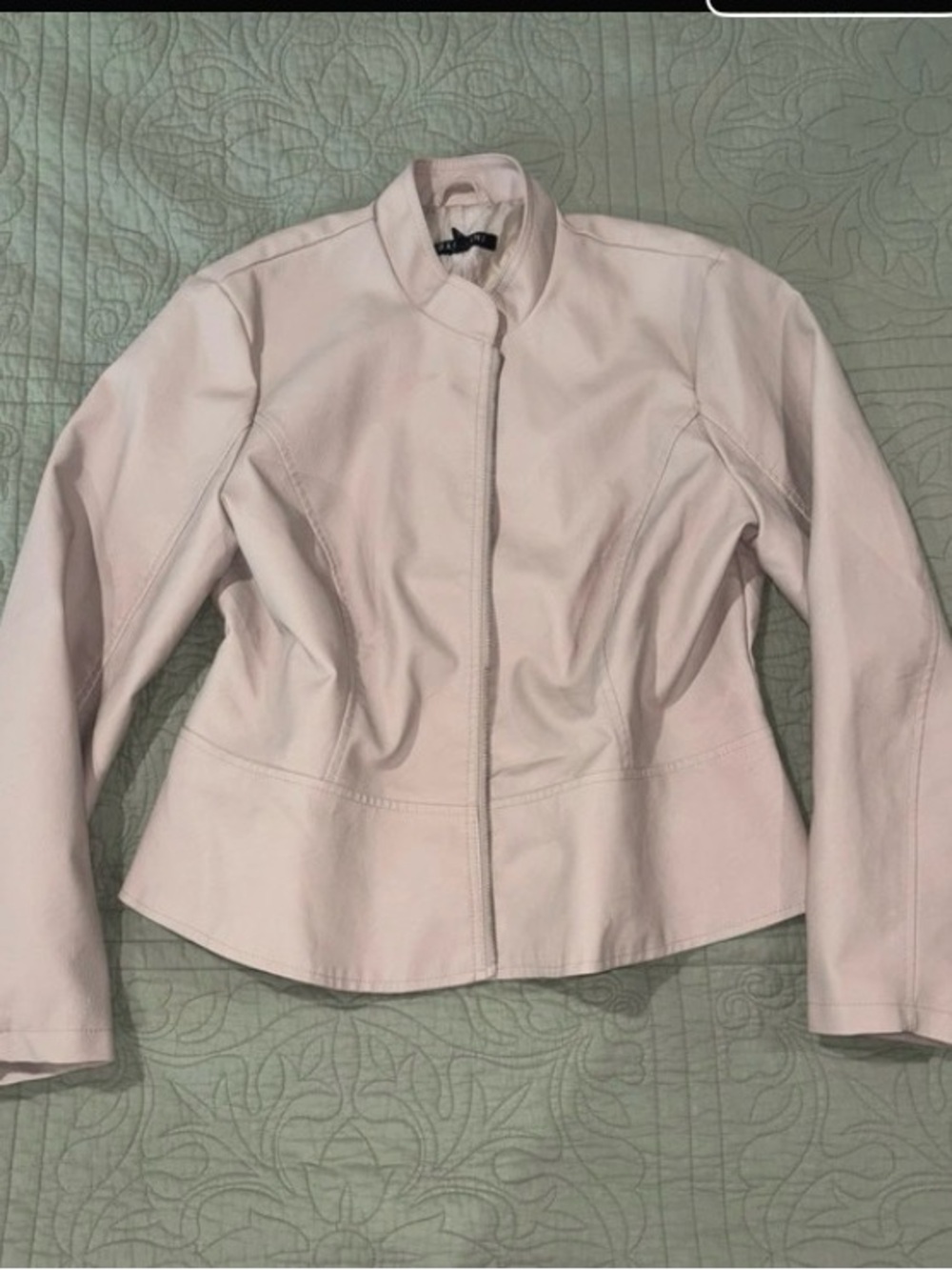 Light Pink/Beige Faux Leather Zip Jacket Sz XL 🩷